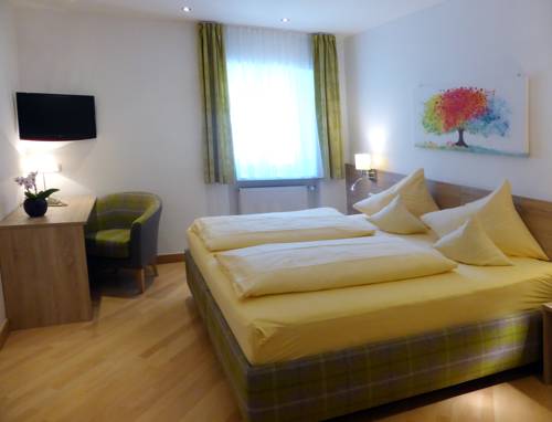 Imagen de la habitación del Hotel-pension Falkensteiner. Foto 9