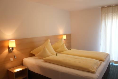 Imagen de la habitación del Hotel-pension Falkensteiner. Foto 10