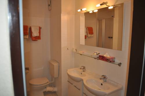 Imagen de la habitación del Hotel-pension Hages. Foto 4