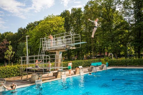 Imagen general del H&ouml;ssensportzentrum. Foto 10