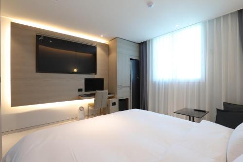 Imagen de la habitación del Hound Hotel Asan Terminal. Foto 19