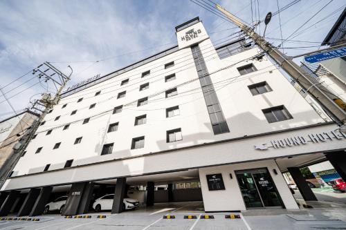 Imagen general del Hound Hotel Gumi indong. Foto 5