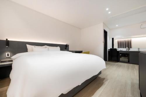 Imagen de la habitación del Hound Hotel Mokpo Peace Plaza. Foto 14