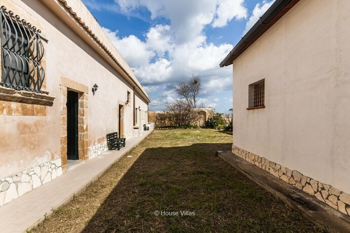 Imagen general del Houseandvillas - Baglio Sole Degli Iblei. Foto 15