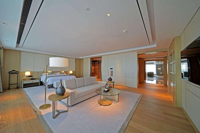 Imagen de la habitación del Howard Johnson By Wyndham Glory Plaza Chenghai. Foto 13