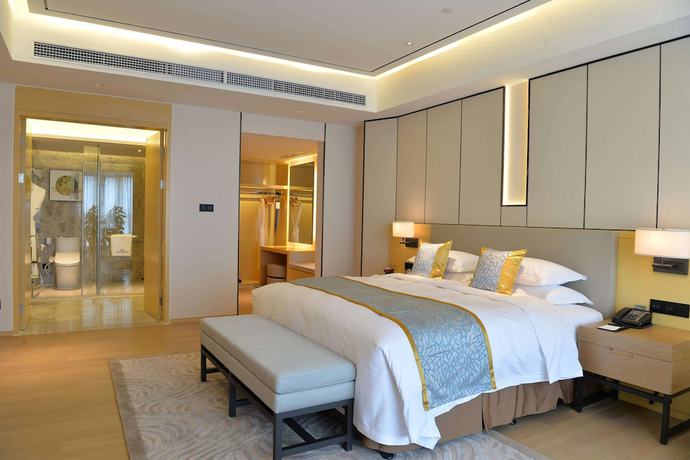 Imagen general del Howard Johnson By Wyndham Glory Plaza Chenghai. Foto 1
