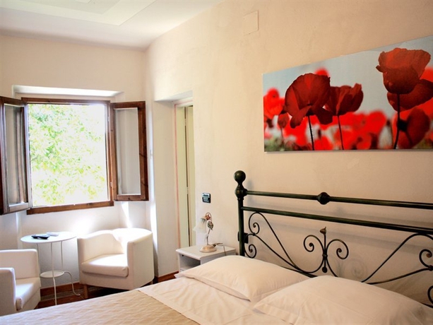 Imagen general del Hu Norcenni Girasole Village. Foto 3