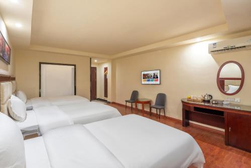 Imagen de la habitación del Huahang Hotel (Guangzhou New Baiyun International Airport). Foto 19