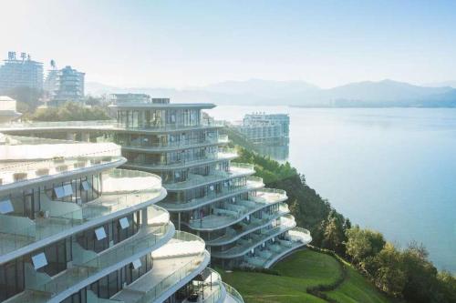 Imagen general del Huangshan Tujia Sweethome( Greenland Taiping Lake). Foto 5