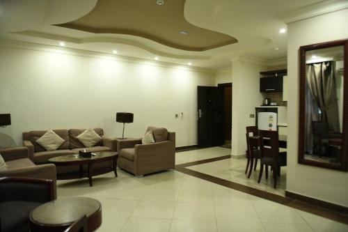 Imagen de la habitación del Hudo Al Masa Apartment Hotel. Foto 6