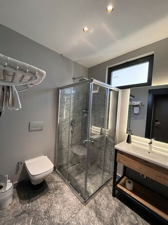 Imagen general del Hukoy Doga Oteli - Bungalov. Foto 6