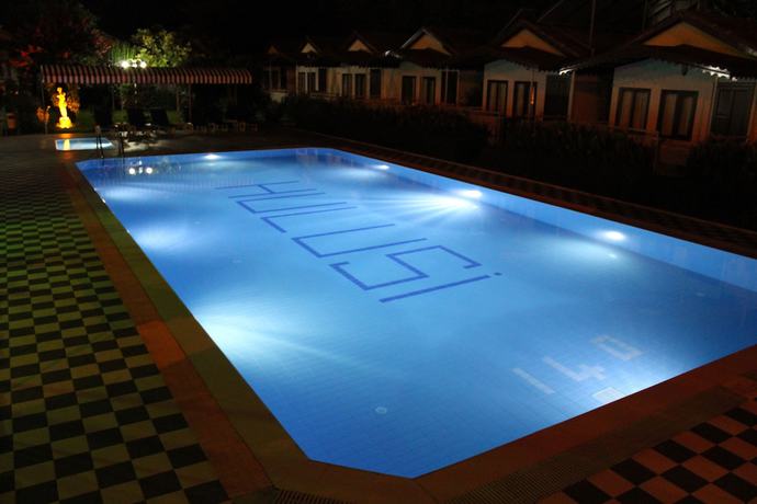 Imagen de la piscina del Hulusi Hotel. Foto 17