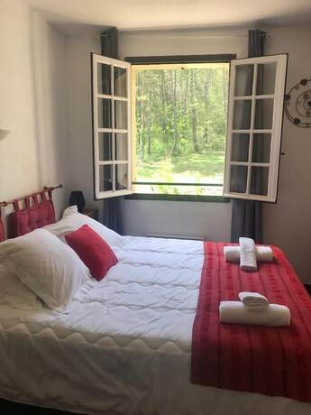 Imagen de la habitación del Human Hotel R&eacute;sidence. Foto 18