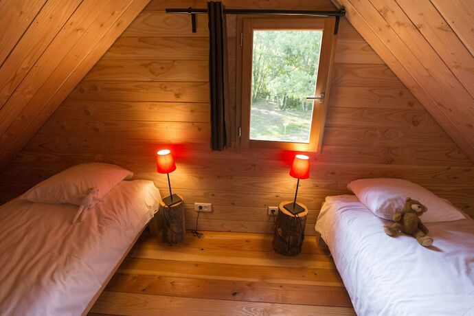 Imagen de la habitación del Huttopia Versailles. Foto 18