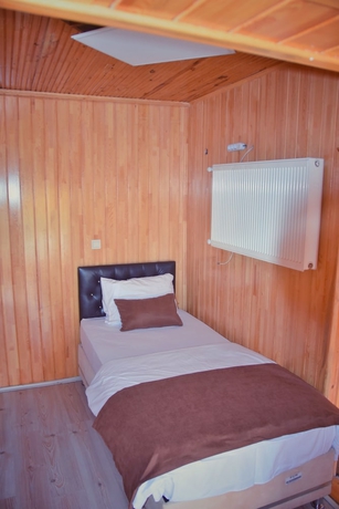 Imagen de la habitación del Huzur Otel. Foto 9