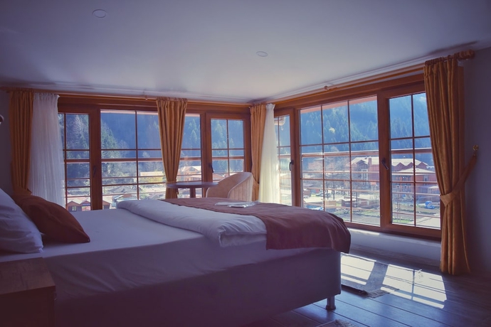 Imagen de la habitación del Huzur Otel. Foto 18