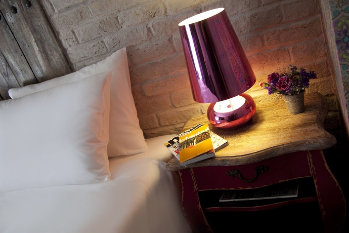 Imagen de la habitación del Hypnos Design Hotel. Foto 10