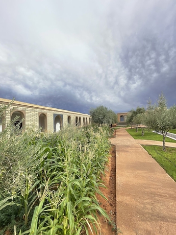 Imagen de la habitación del IGHIZ INN Resort. Foto 9