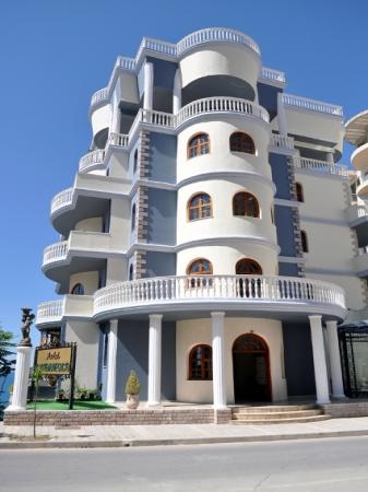 Imagen general del IL CONTE DI MONTE CRISTO, Sarande. Foto 1