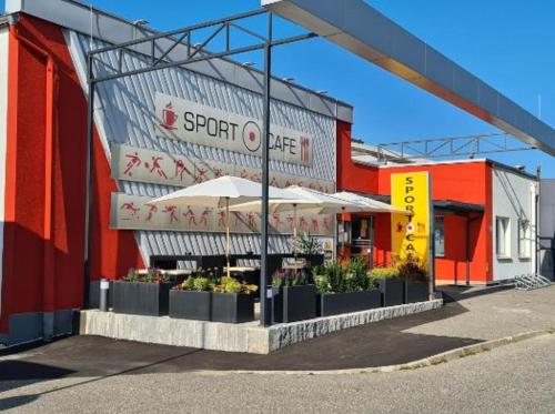 Imagen general del INDOOR Camping Sportzentrum Zeltweg. Foto 9