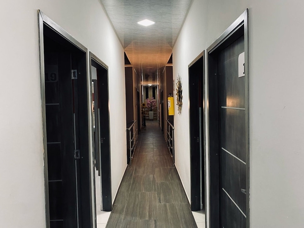 Imagen de los interiores del INKA HOTEL. Foto 19