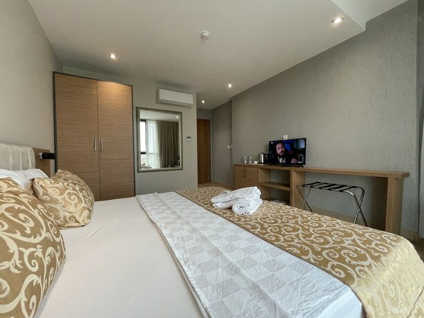 Imagen de la habitación del INN PORT HOTEL. Foto 19