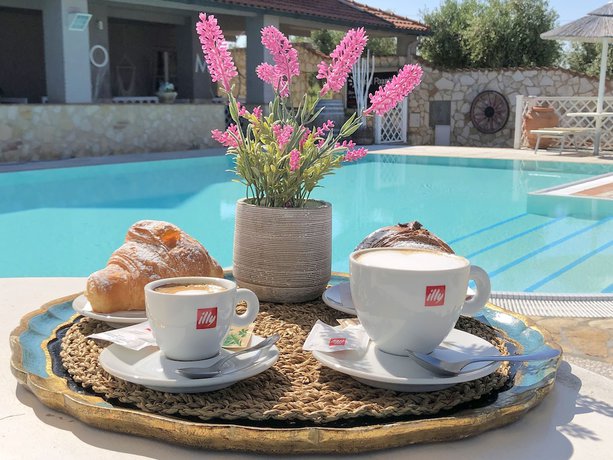 Imagen del bar/restaurante del INTìO. Foto 5