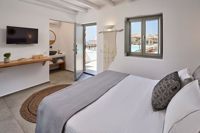 Imagen de la habitación del IONIC Suites. Foto 16