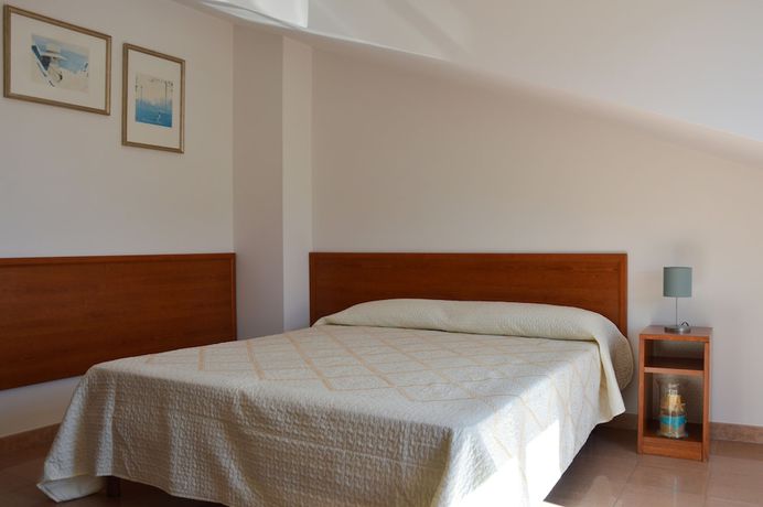 Imagen de la habitación del ISOLABELLA, Ischitella. Foto 10