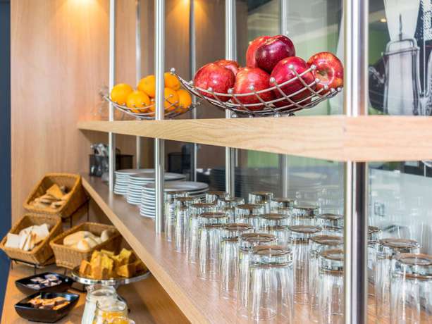 Imagen del bar/restaurante del Ibis Budget Calama. Foto 7