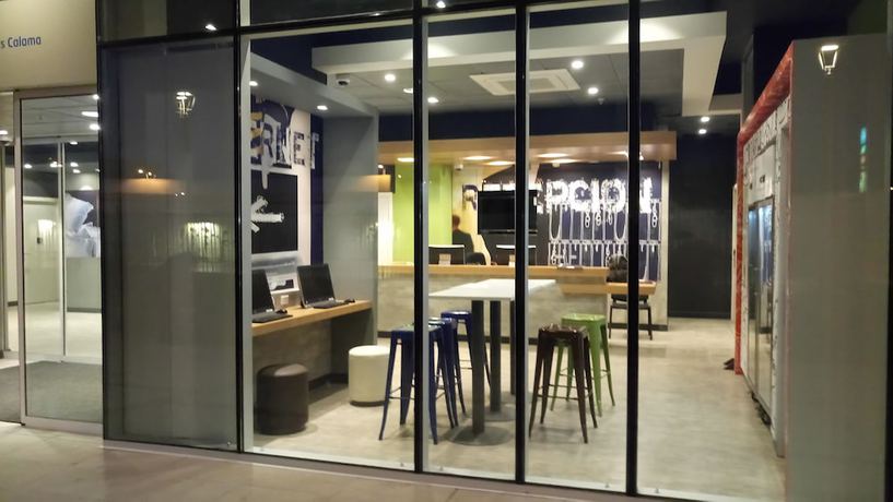 Imagen de los interiores del Ibis Budget Calama. Foto 35