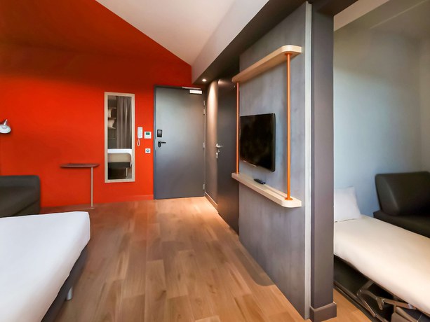 Imagen de la habitación del Ibis Budget Saint Genis Pouilly Geneva. Foto 6