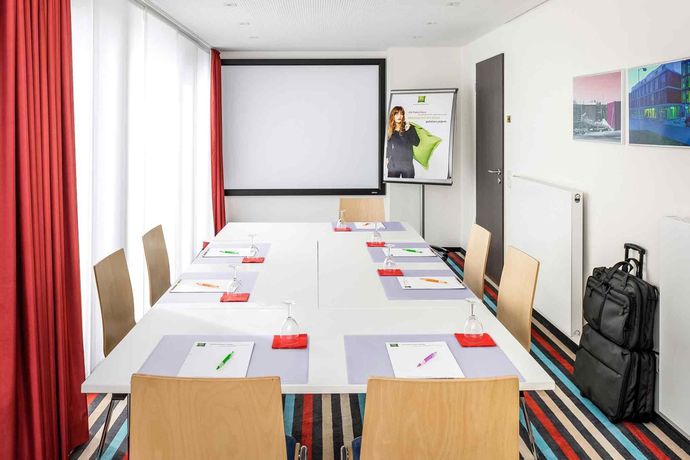 Imagen de los interiores del Ibis Styles Karlsruhe Ettlingen. Foto 16