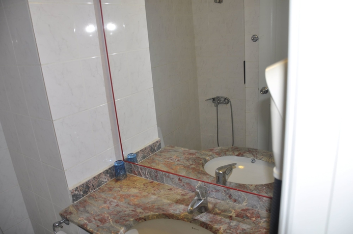 Imagen de la habitación del Ibrahim Bey Hotel. Foto 4