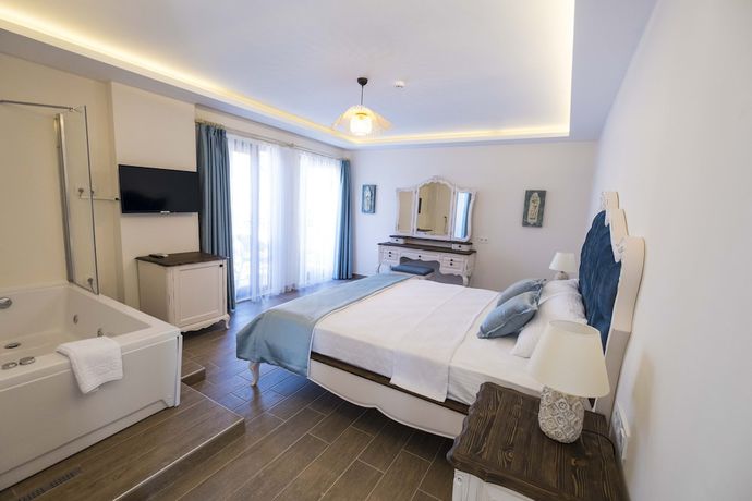 Imagen de la habitación del Icarus Hotel Ala&ccedil;atı. Foto 11