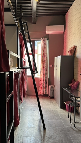 Imagen de la habitación del Iconic Athens Hostel. Foto 17