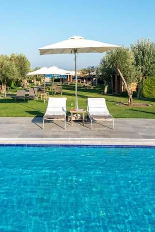 Imagen de la piscina del Ida Costa Hotel. Foto 19