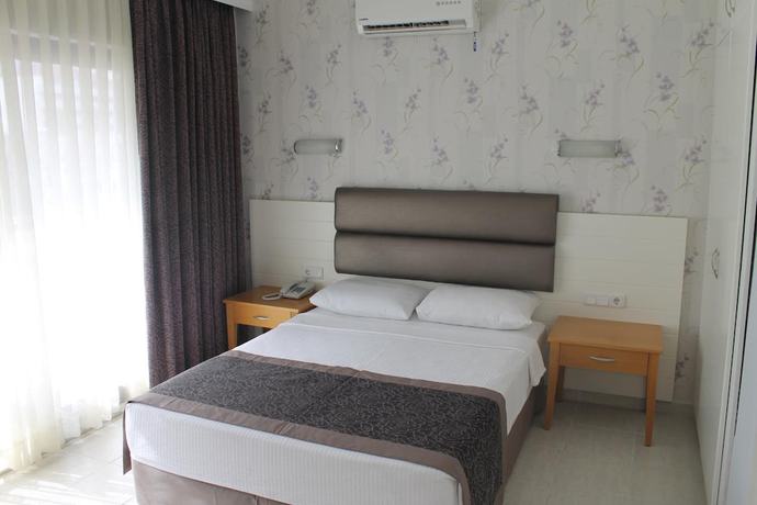 Imagen de la habitación del Ida Hotel. Foto 4