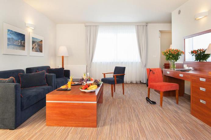 Imagen de la habitación del Ikar Plaza. Foto 3