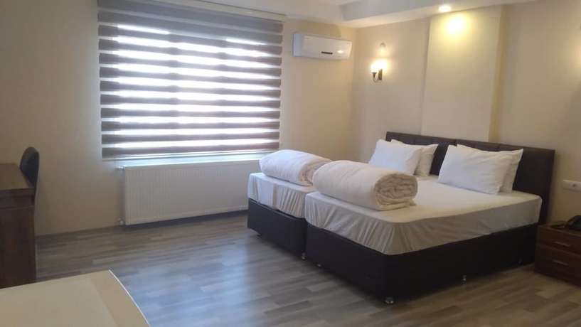 Imagen de la habitación del Ikarus Hotel. Foto 5