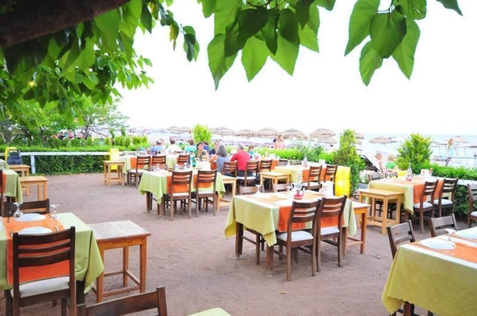 Imagen del bar/restaurante del Ikiz Pansiyon Bungalow. Foto 5