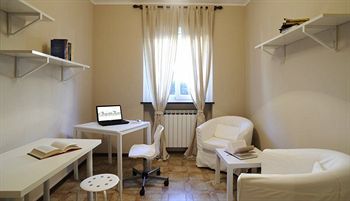 Imagen de los exteriores del Il Borgo Della Rovere. Foto 11