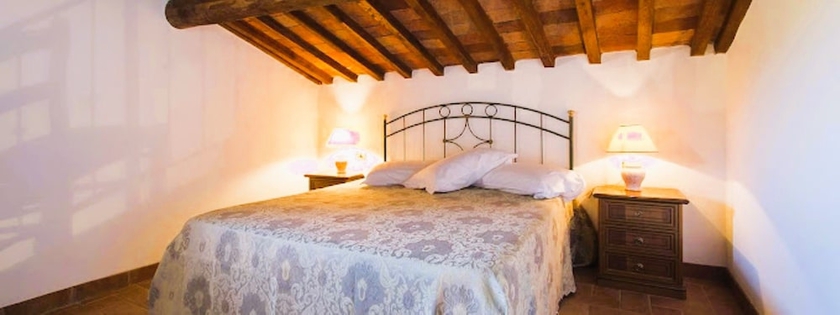 Imagen de la habitación del Il Casale di Donoratico con piscina. Foto 4