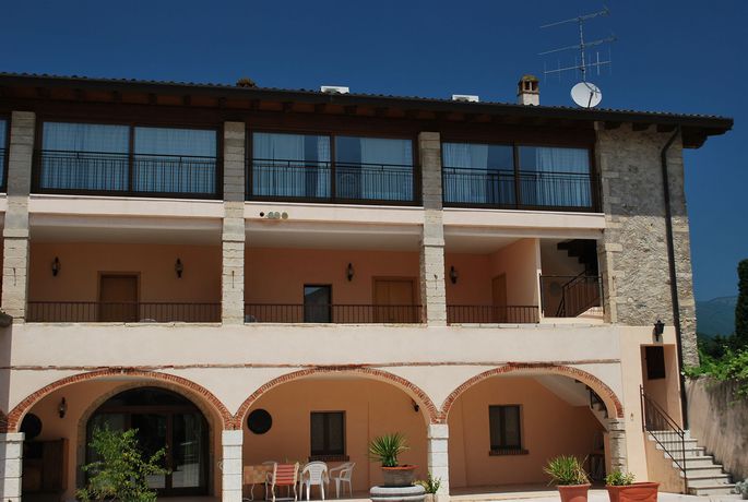 Imagen de los exteriores del Il Colombaro. Foto 14