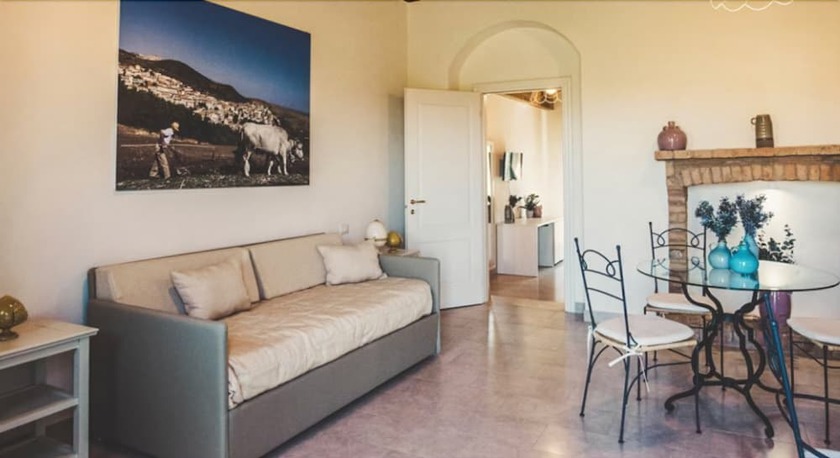 Imagen de la habitación del Il Filaro del Castello di San Basilio. Foto 18