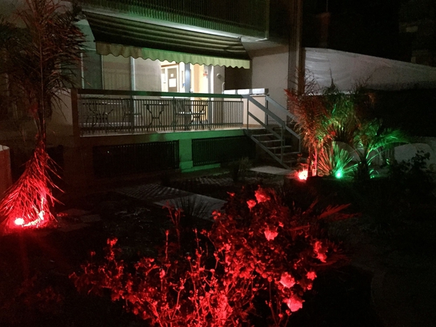 Imagen de los exteriores del Il Giardino Di Adriana. Foto 3