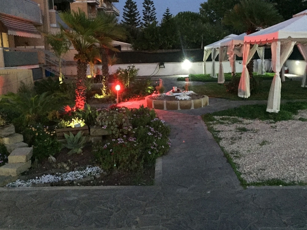 Imagen de los exteriores del Il Giardino Di Adriana. Foto 6