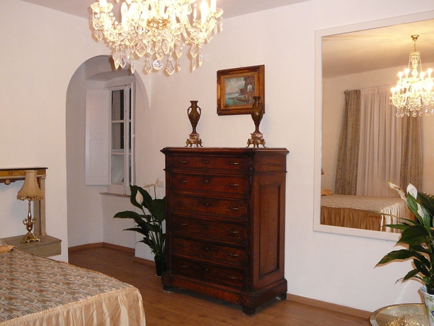 Imagen de los interiores del Il Palazzetto. Foto 15
