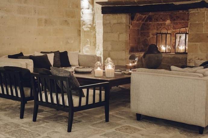 Imagen de los interiores del Il Palazzotto. Foto 19