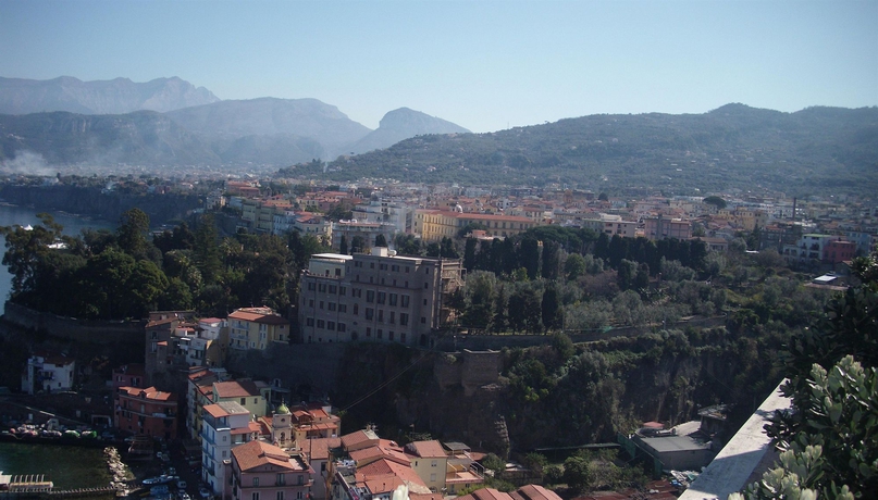 Imagen general del Il Platano, Piano di Sorrento. Foto 1